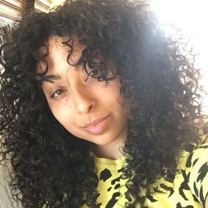 Meet your Posher, Christina